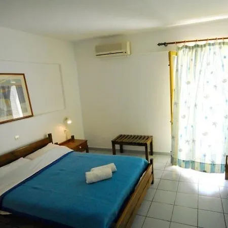 Acropolis Apart-hotel Hersonissos (Crete)